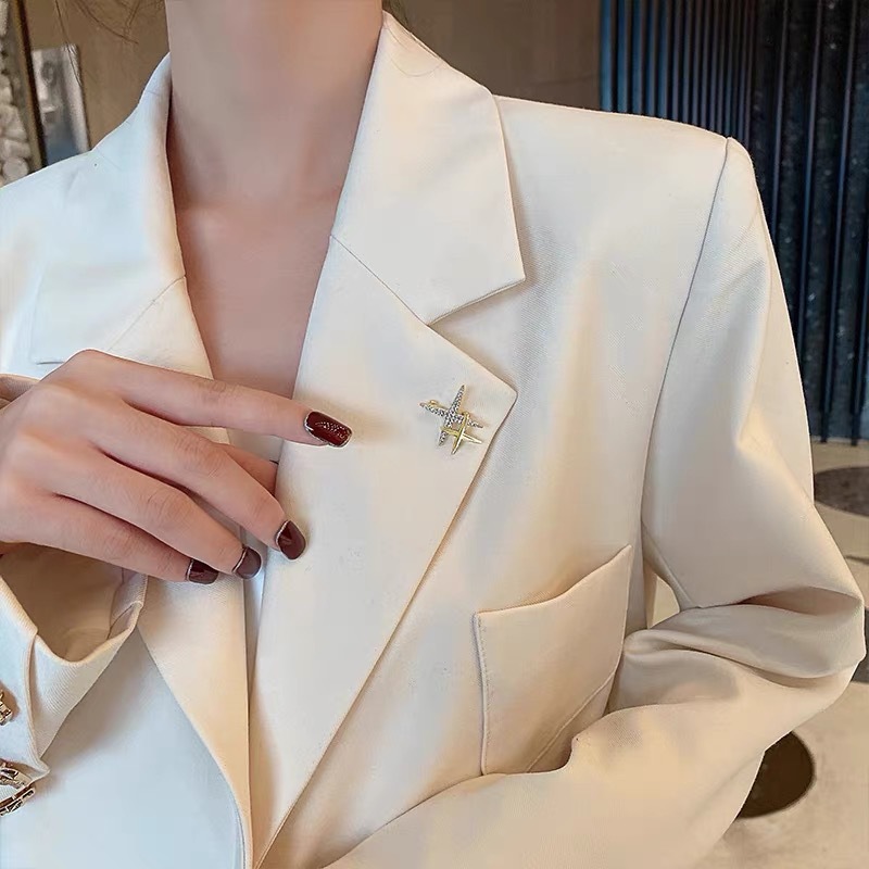 日韩个性星星胸针小众潮流别针固定衣服防走光扣精致毛衣西装配饰